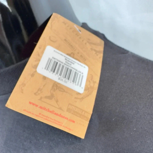 New Mitchell & Ness Branded M&N Midweight Graphic Tee Phys. Ed Black Size Small - Picture 6 of 6